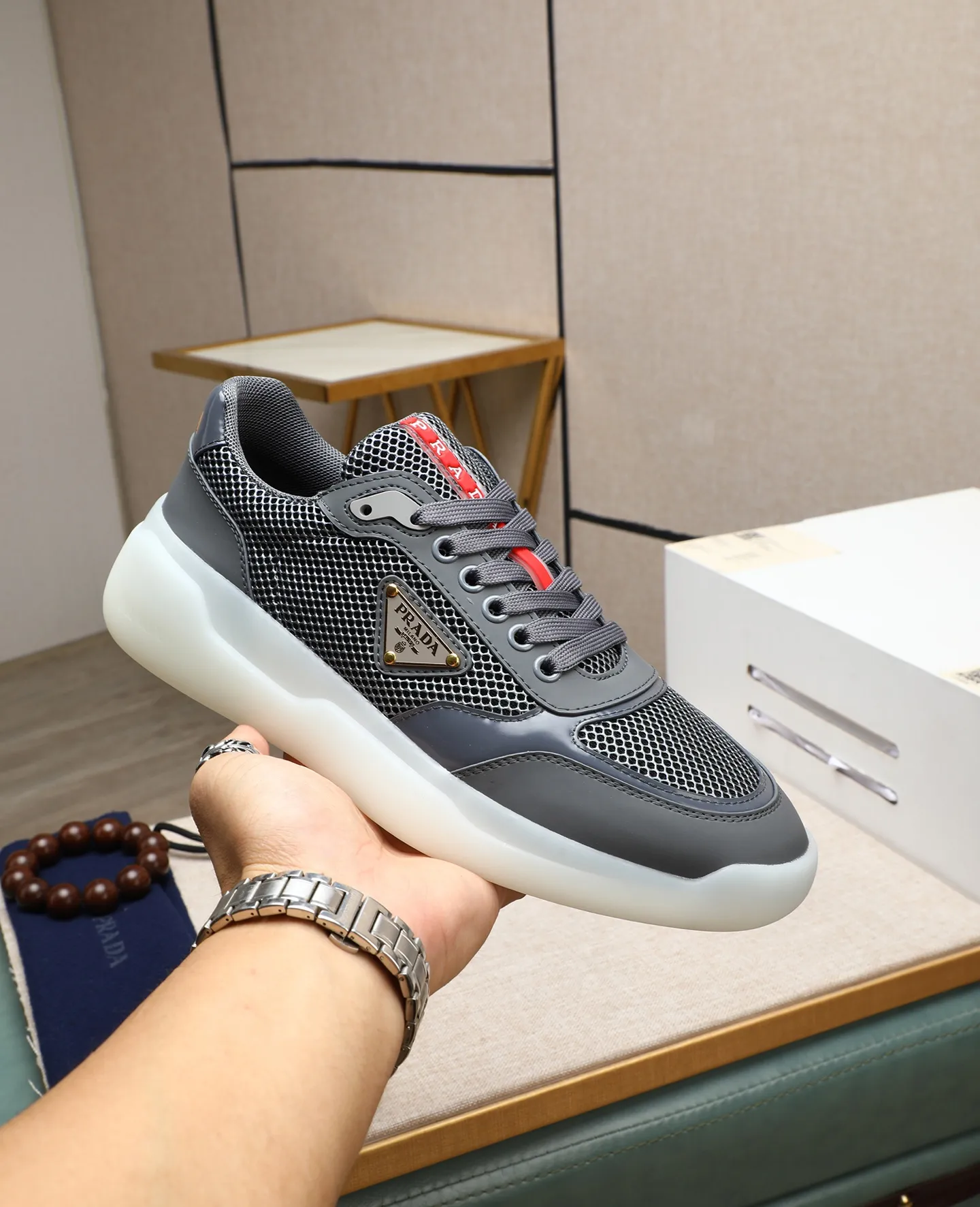 Men's men's shoes 💰620 🌹🌹[PRADA—Prada] 2025 latest model 🙈original replica! 👟👟👟Available here. The workmanship is top-notch. The upper is made from Italy. 🇮🇹Imported first-layer cowhide. ❗️Breathable genuine leather lining @Suitable for travel. The original version has an enlarged engraved sole, making it suitable for all kinds of travels, showing low-key luxury. Let quality speak for itself. Color: Size: 38-45